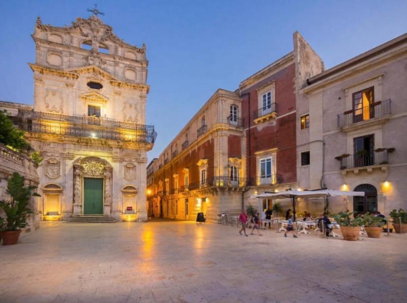 Delizia House Ortigia,Centro Citta, Vicino Al Mare Apartman Szirakúza Kültér fotó