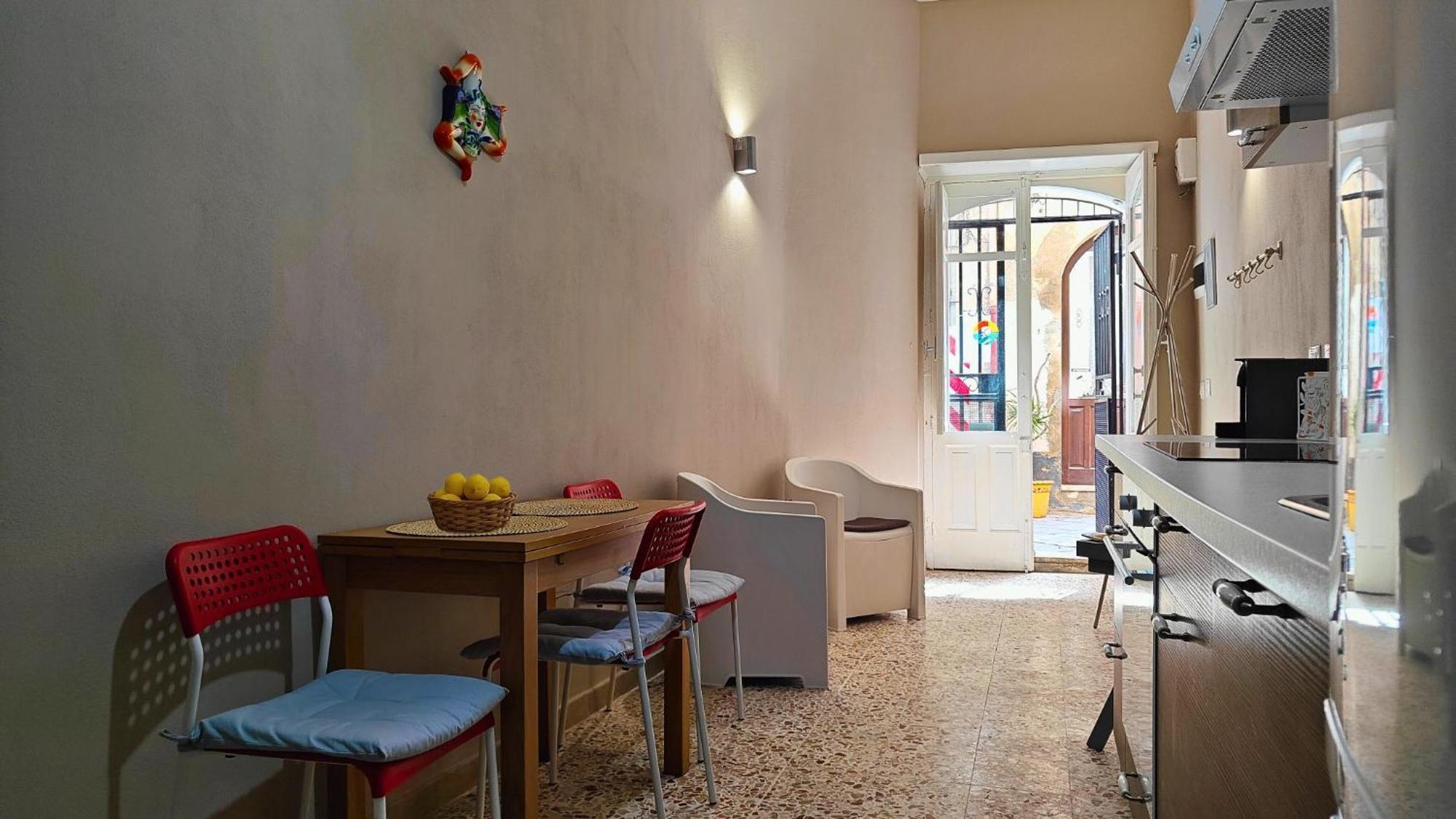 Delizia House Ortigia,Centro Citta, Vicino Al Mare Apartman Szirakúza Kültér fotó